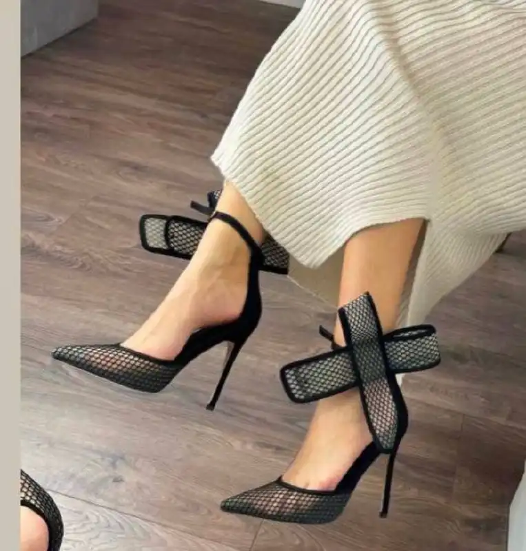 Джинсы 38 размера