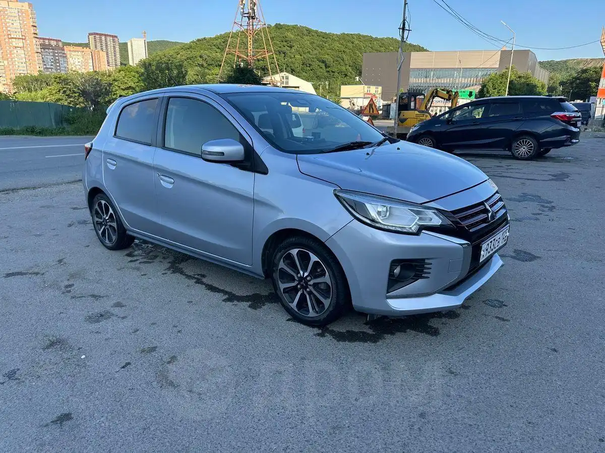 Продам Mitsubishi Mirage в отличном состоянии