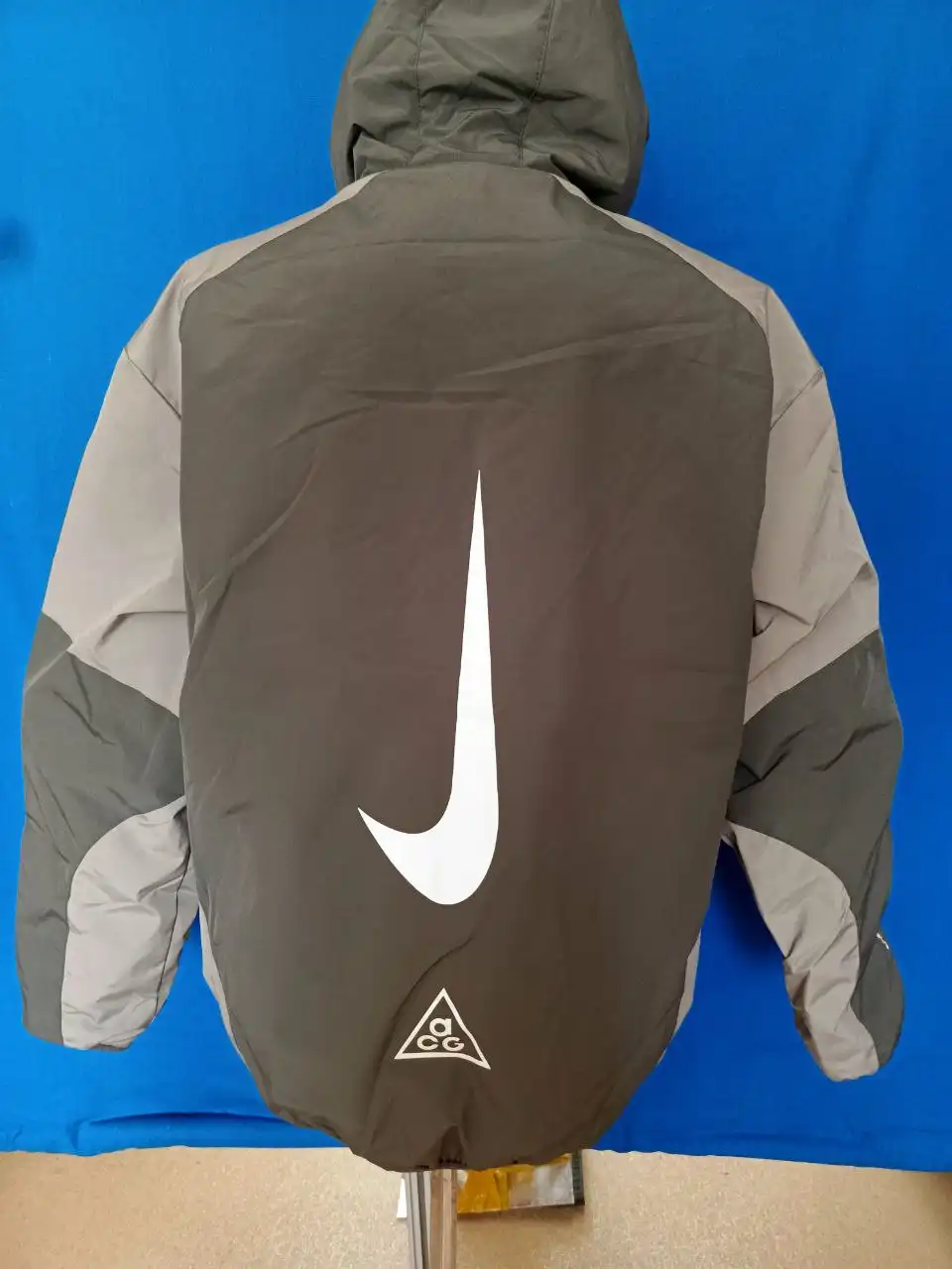 Демисезонная куртка Nike 54 размер