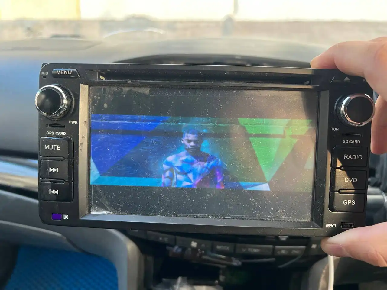 Продажа автозапчастей и электроники