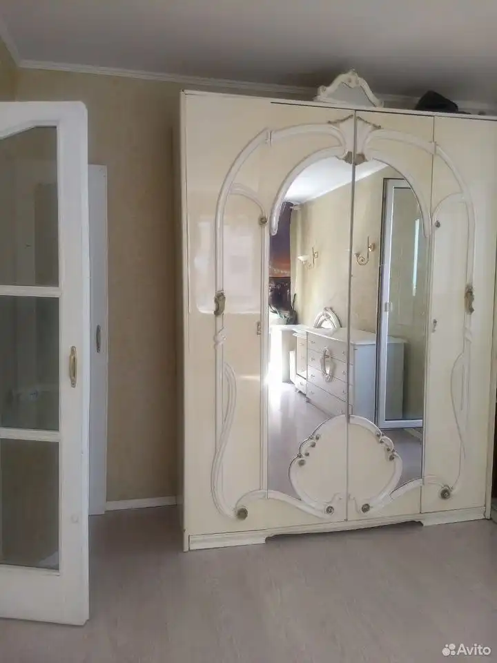 Распродажа мебели и бытовой техники во Владивостоке