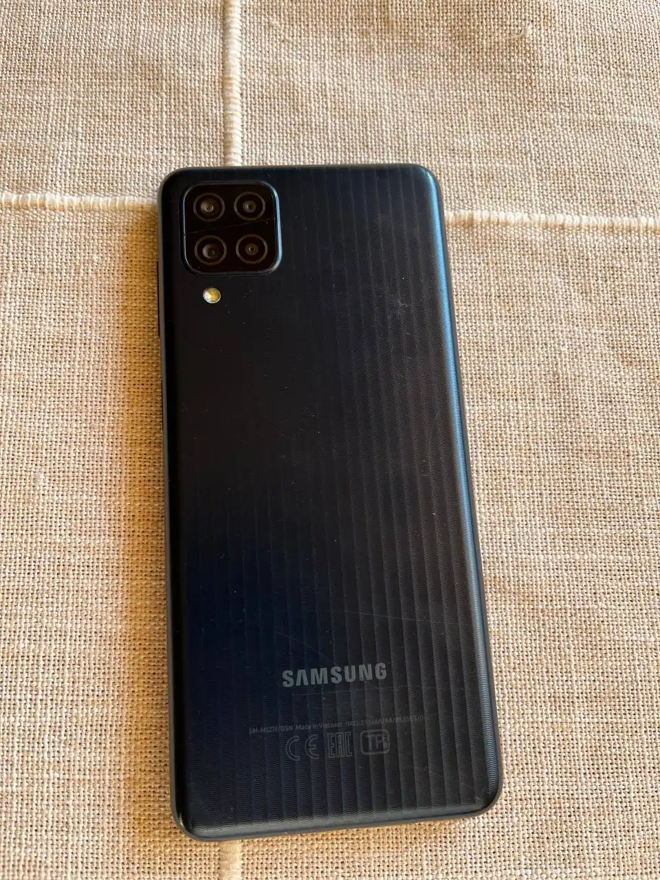 Смартфон Samsung M12 4/32 Гб в хорошем состоянии