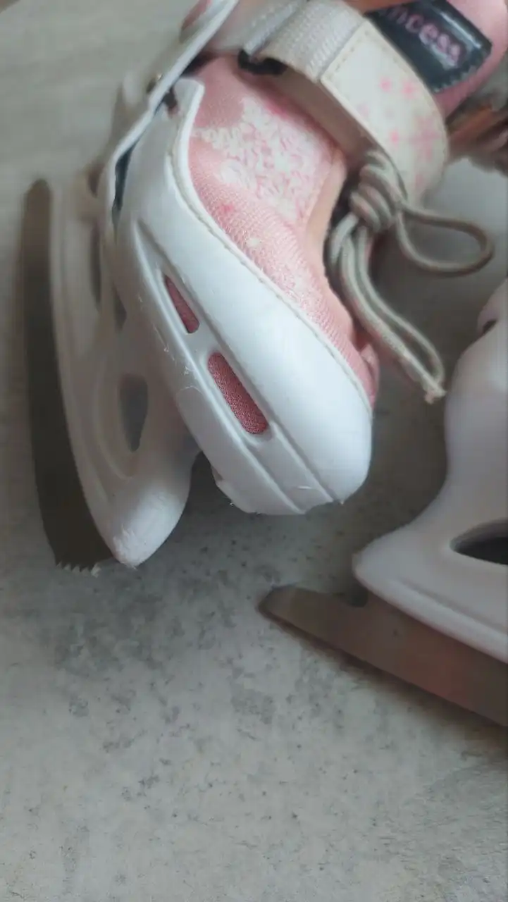 Продам раздвижные коньки на девочку