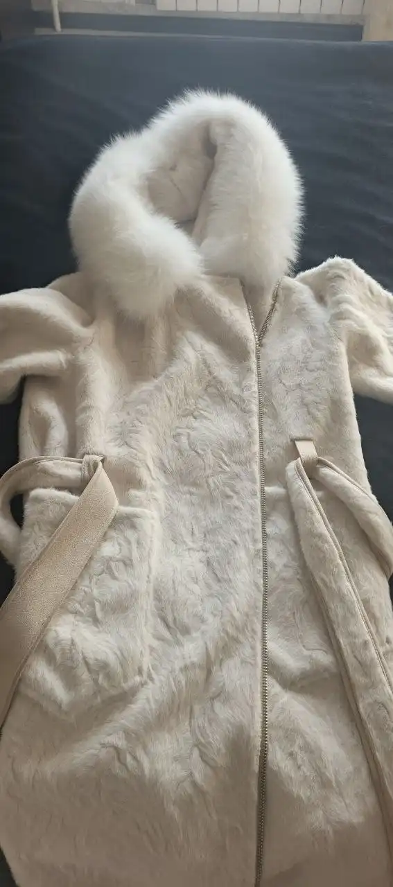 Продается новая дубленка размер 44