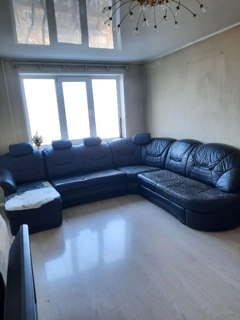 Тотальная распродажа мебели во Владивостоке