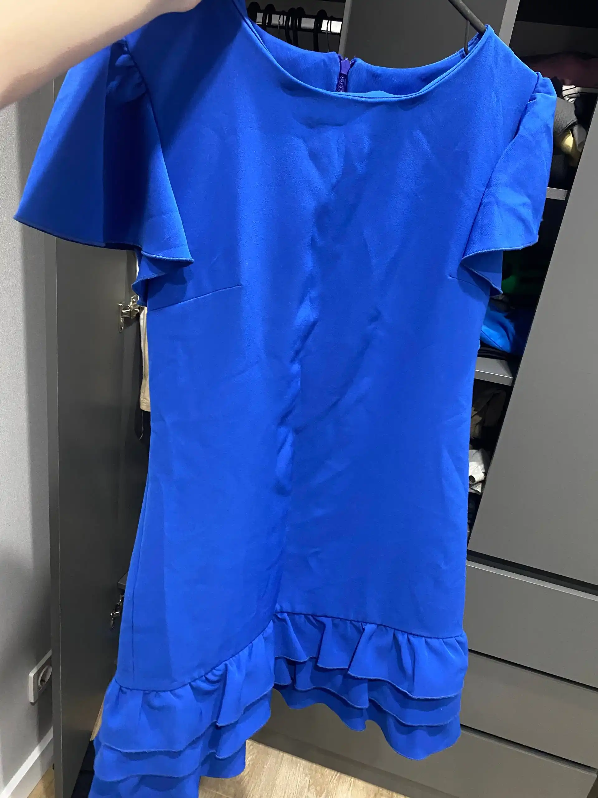 Отдам два платья за чокопай