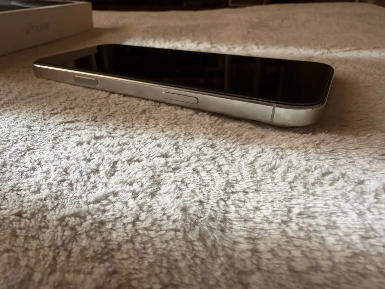 Продам iPhone 16 Pro Max 512 ГБ