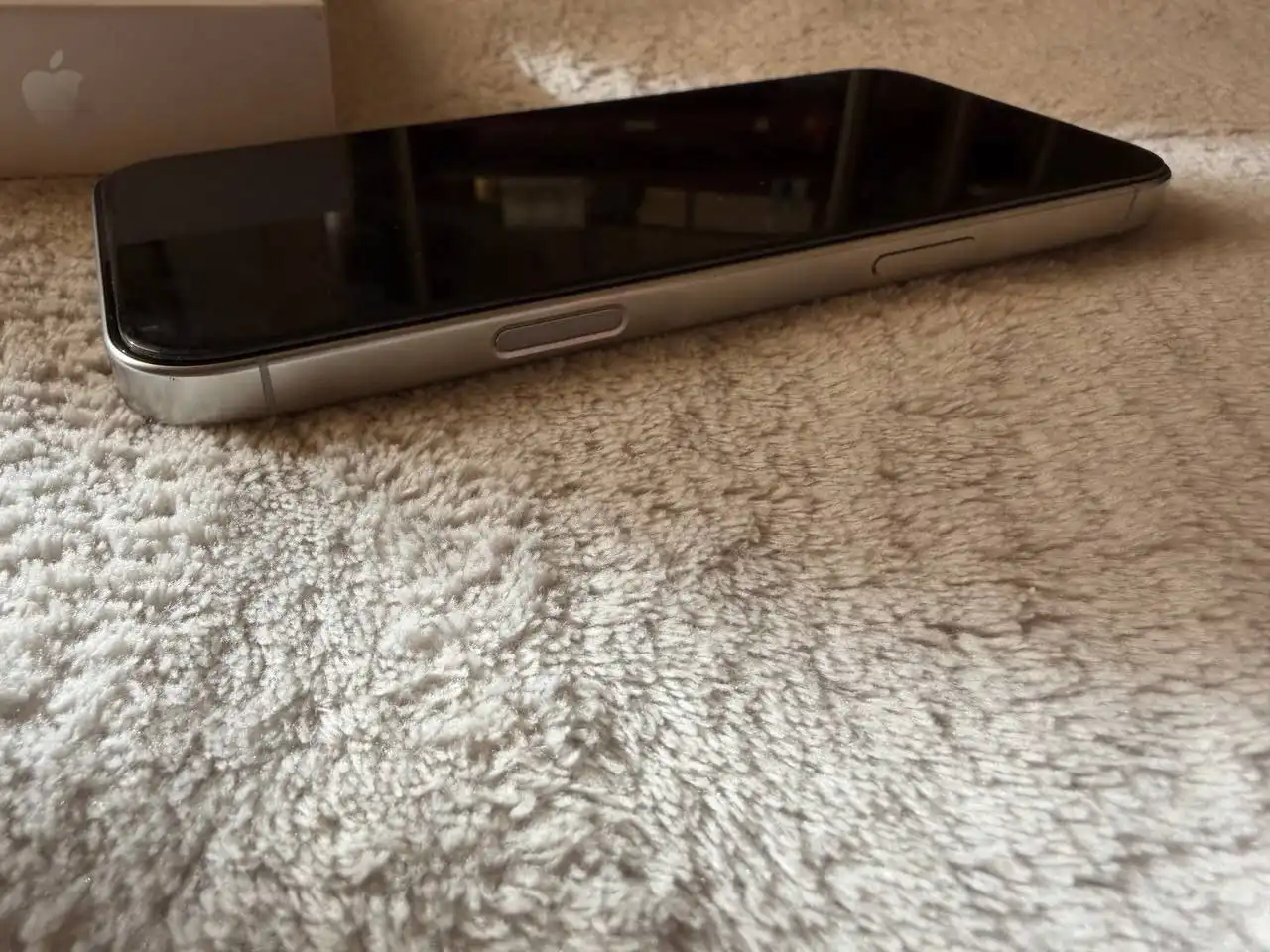 Продам iPhone 16 Pro Max 512 ГБ