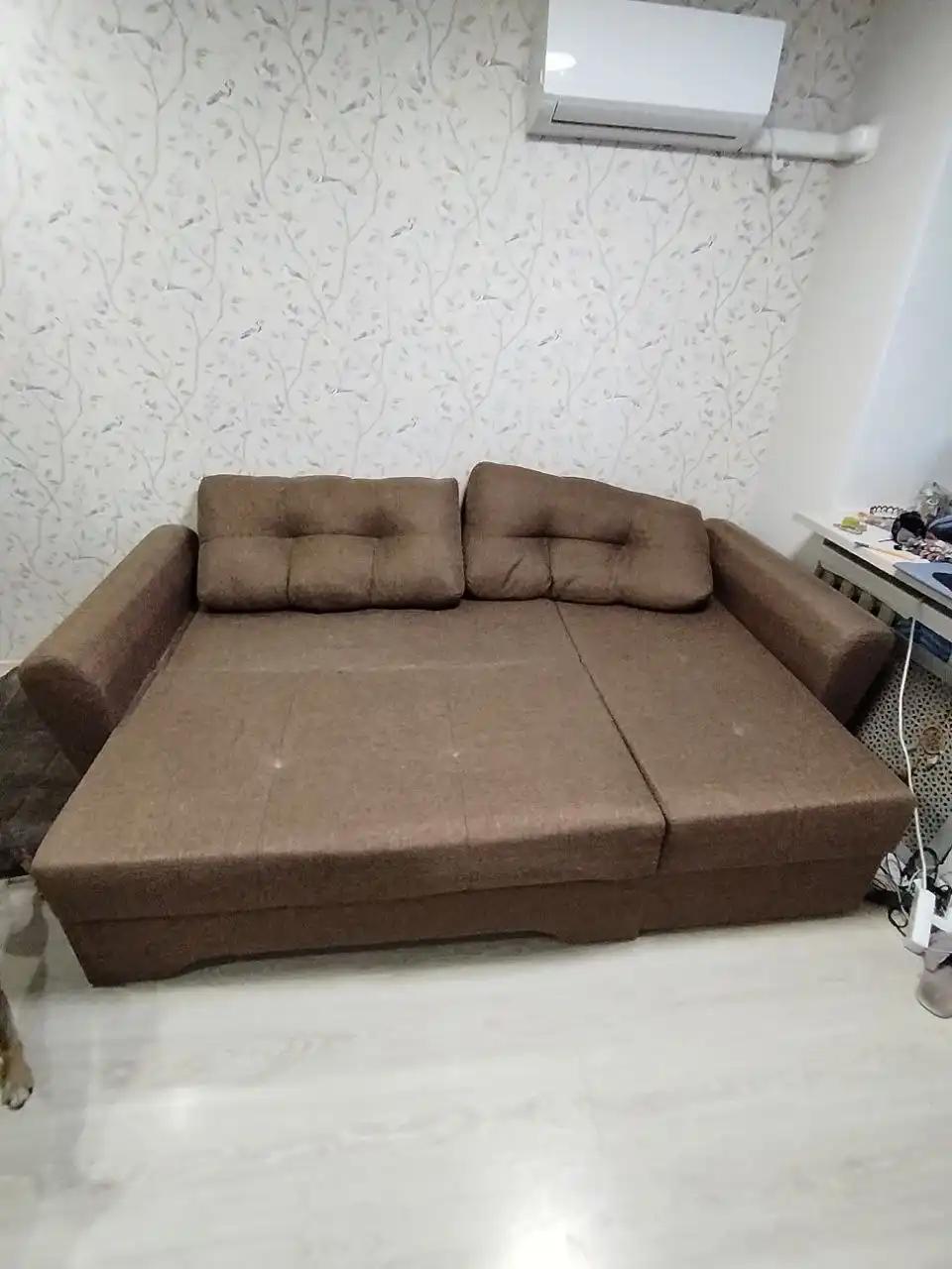 Продам диван 140х200