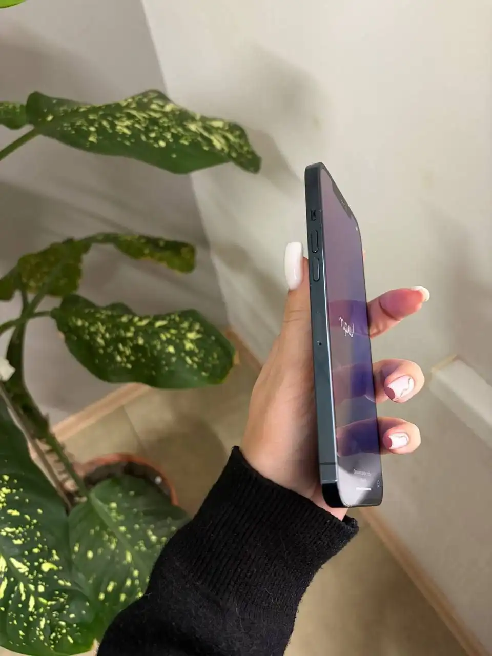 Айфон 12 Pro Max 256 ГБ в отличном состоянии