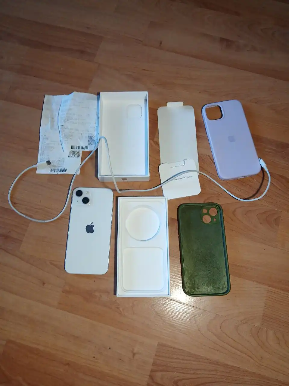 Продам iPhone 13 в отличном состоянии