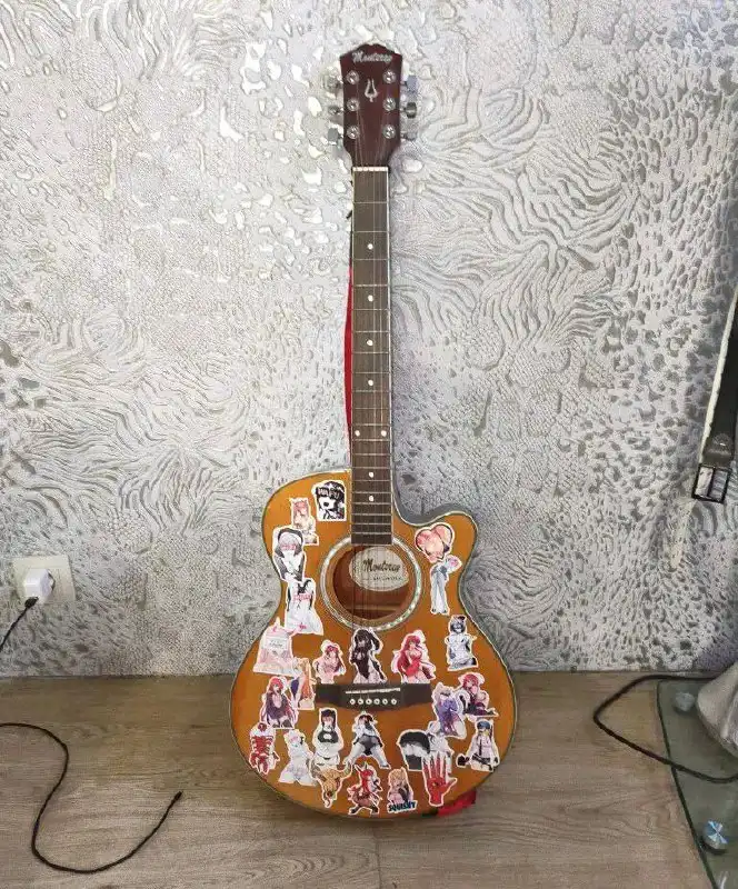 Продам гитару в отличном состоянии