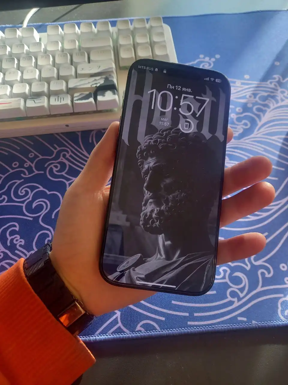 Продам iPhone 16 Pro 256GB - Телефоны (Электроника) в Владивосток