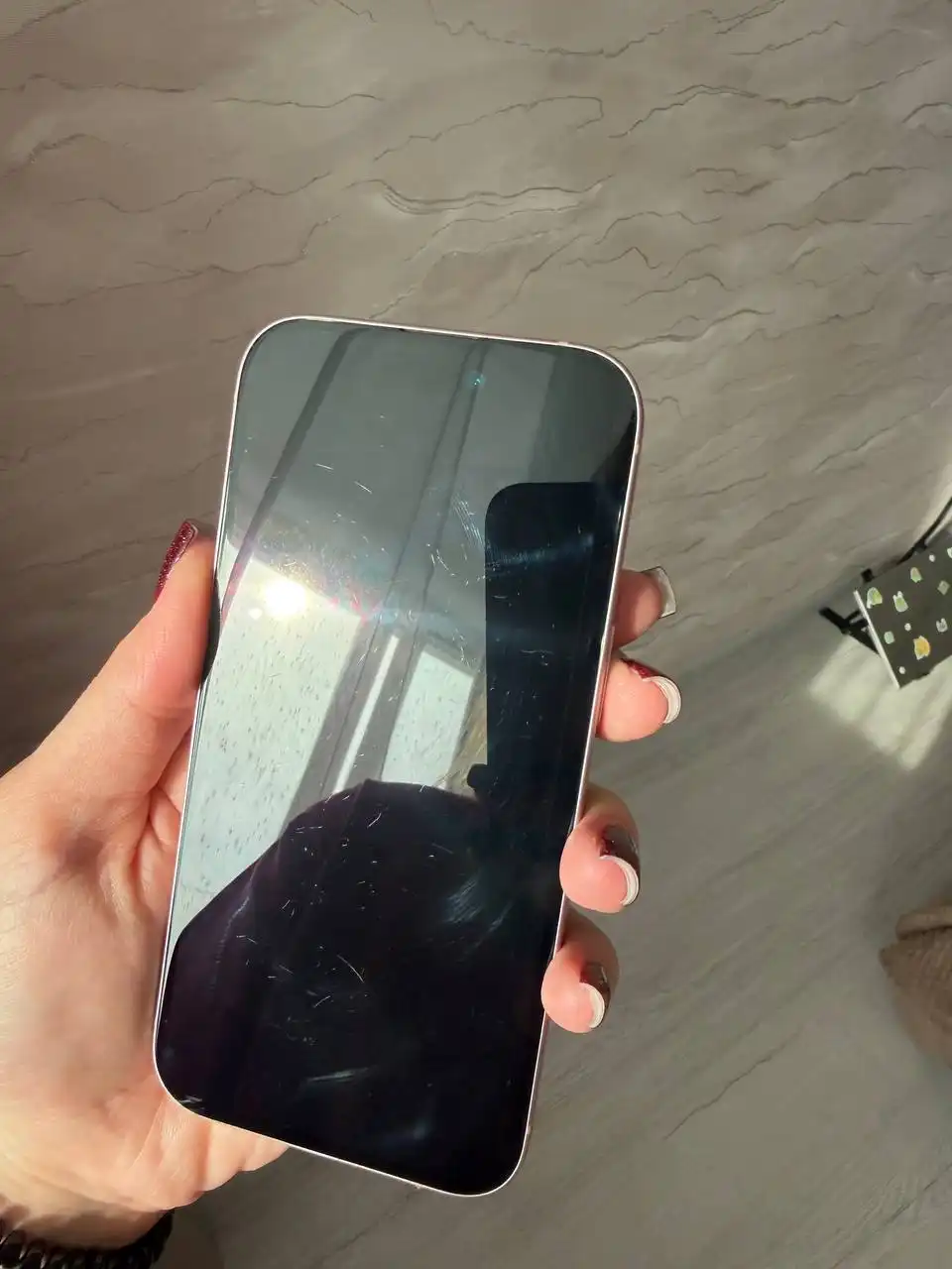 Продам iPhone 15 розовый 128ГБ - Смартфоны (Электроника) в Владивосток