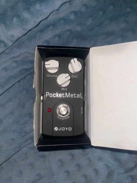 Продам педаль эффектов для гитары distortion - Рукоделие в Владивосток