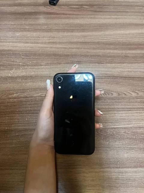 Продам iPhone XR черный 64ГБ - Электроника в Владивосток