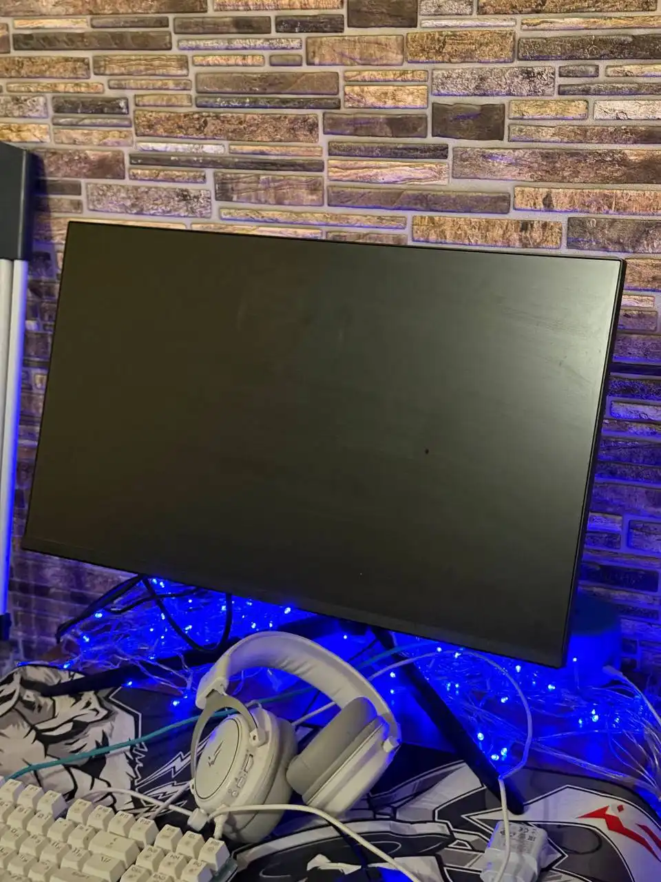 Продам все за 100 - Барахолка в Владивосток