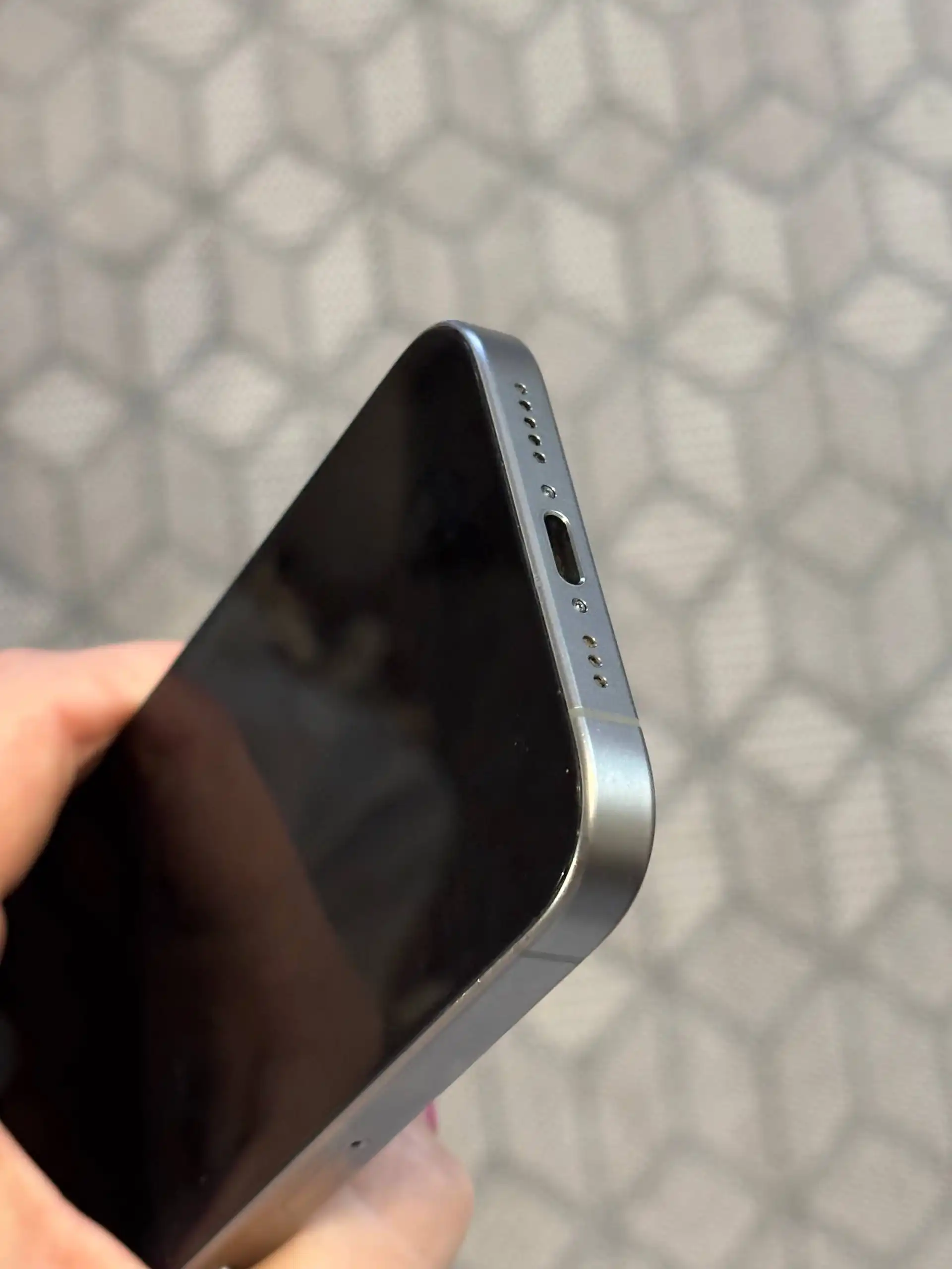 Продам iPhone 15 Pro 256 ГБ - Смартфоны (Электроника) в Владивосток