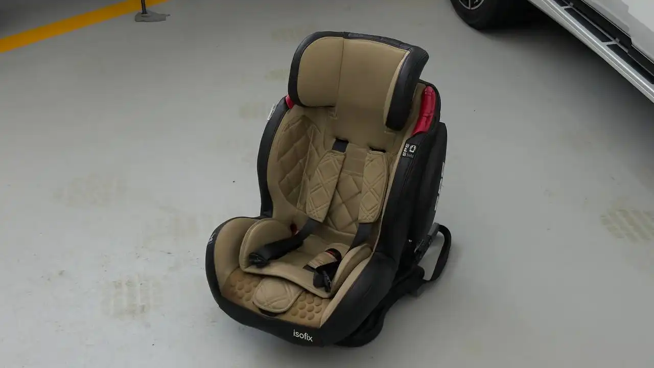 Продам детское автомобильное кресло в идеальном состоянии - Автокресла (Товары для детей) в Владивосток