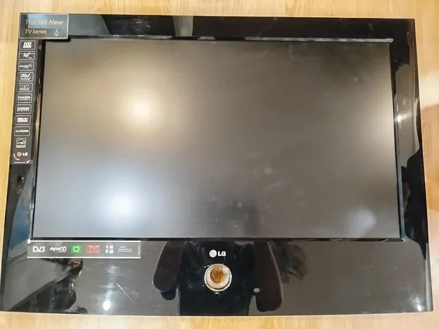 Продам телевизор LG рабочий - Телевизоры в Владивосток