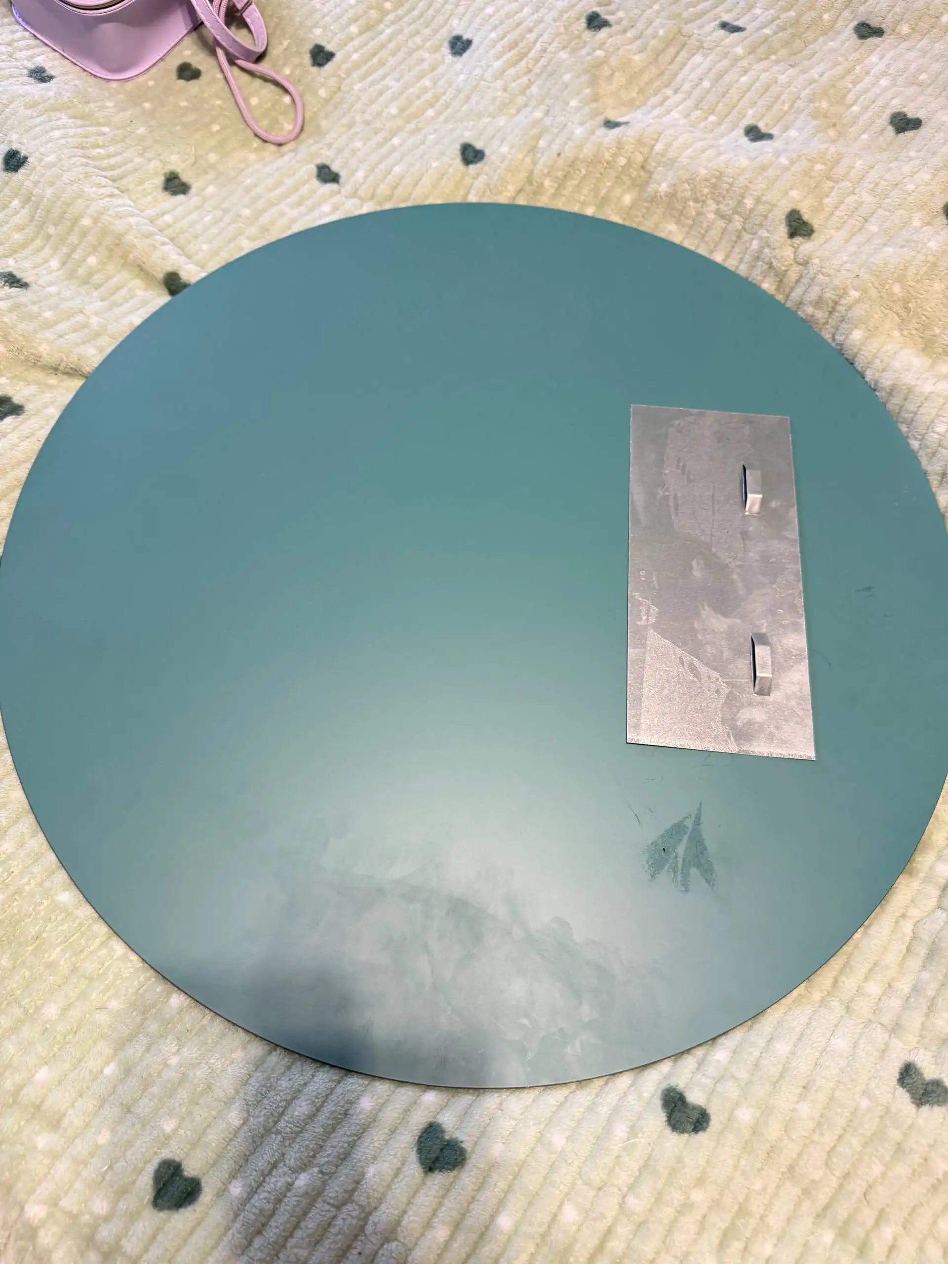 Продам зеркало настенное диаметром 50см - Зеркала (Для дома и дачи) в Владивосток