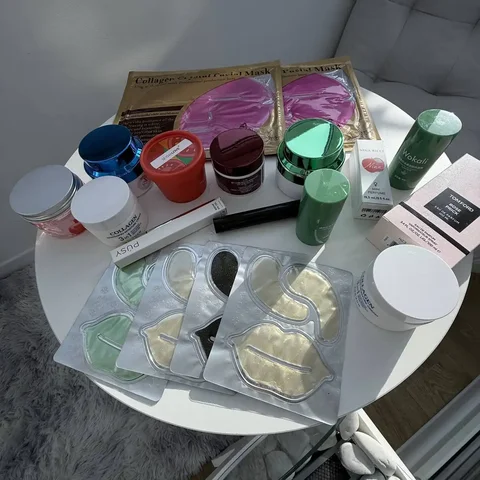 Косметика уходовая, декоративная, парфюмерия - Красота и здоровье в Владивосток