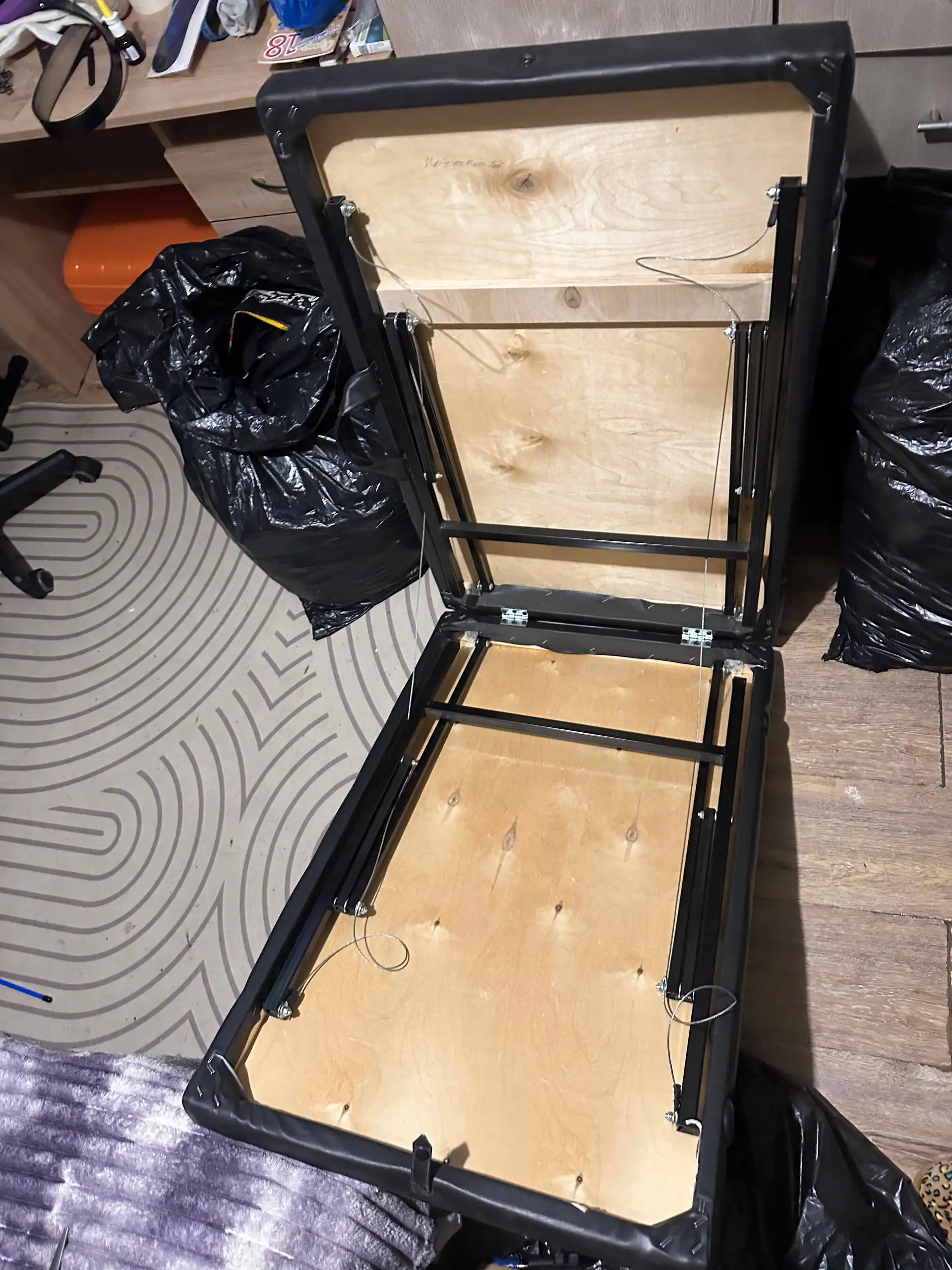 Продам кушетку в отличном состоянии - Барахолка в Владивосток