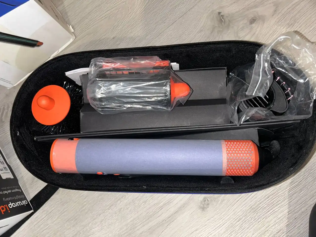 Продам новый Дайсон - Барахолка в Владивосток