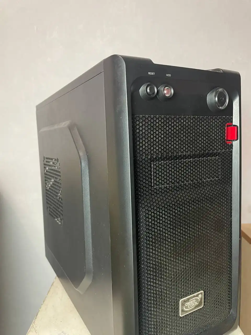 Игровой компьютер i5 9400F / 8gb DDR4 / GTX1050ti 4gb - Компьютеры (Электроника) в Владивосток