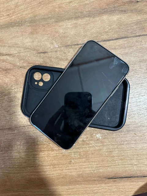 Продам iPhone 11 64GB белый - Смартфоны в Владивосток