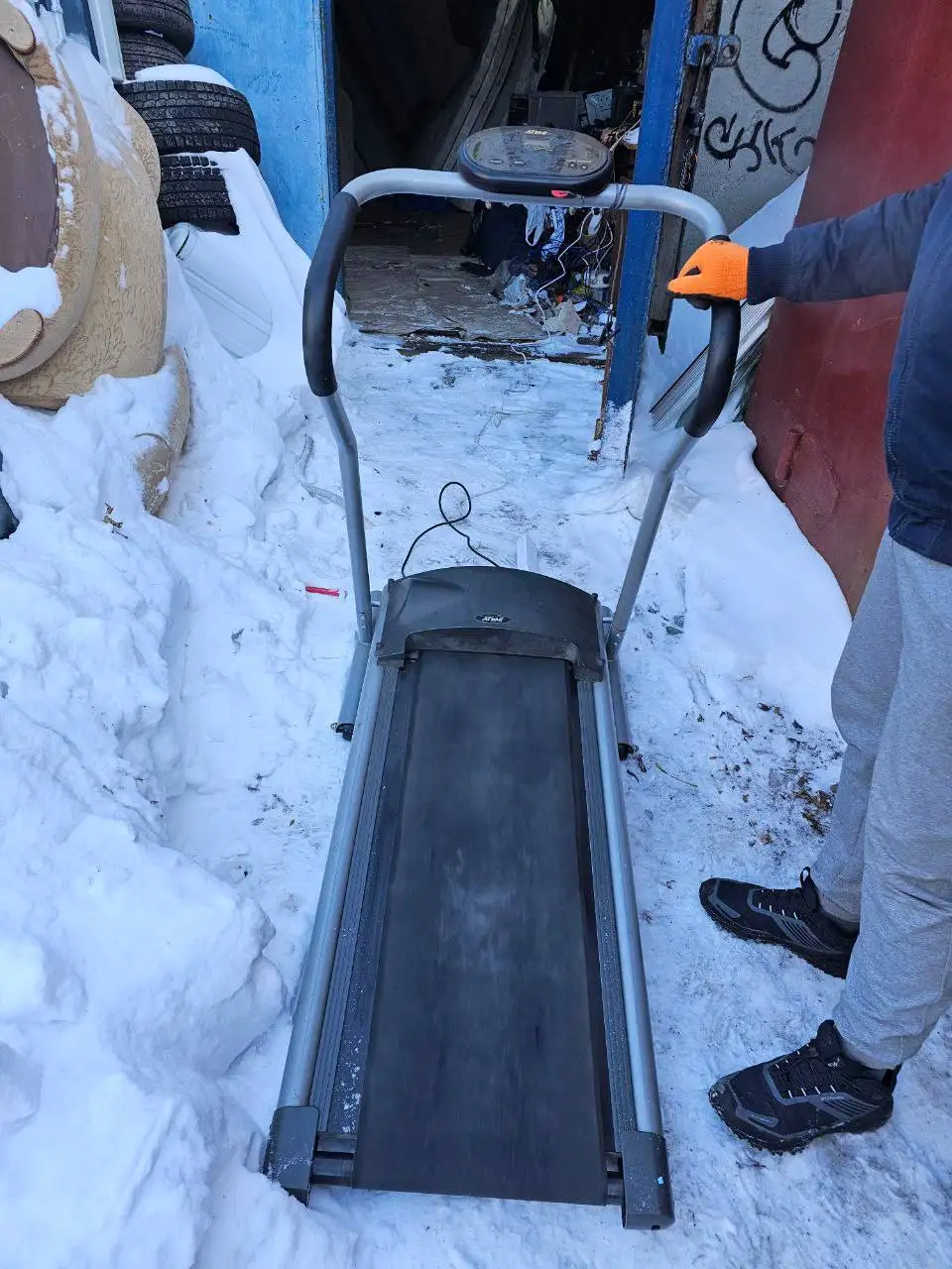 Беговая дорожка с велотренажером в подарок - Спорттовары (Хобби и отдых) в Владивосток