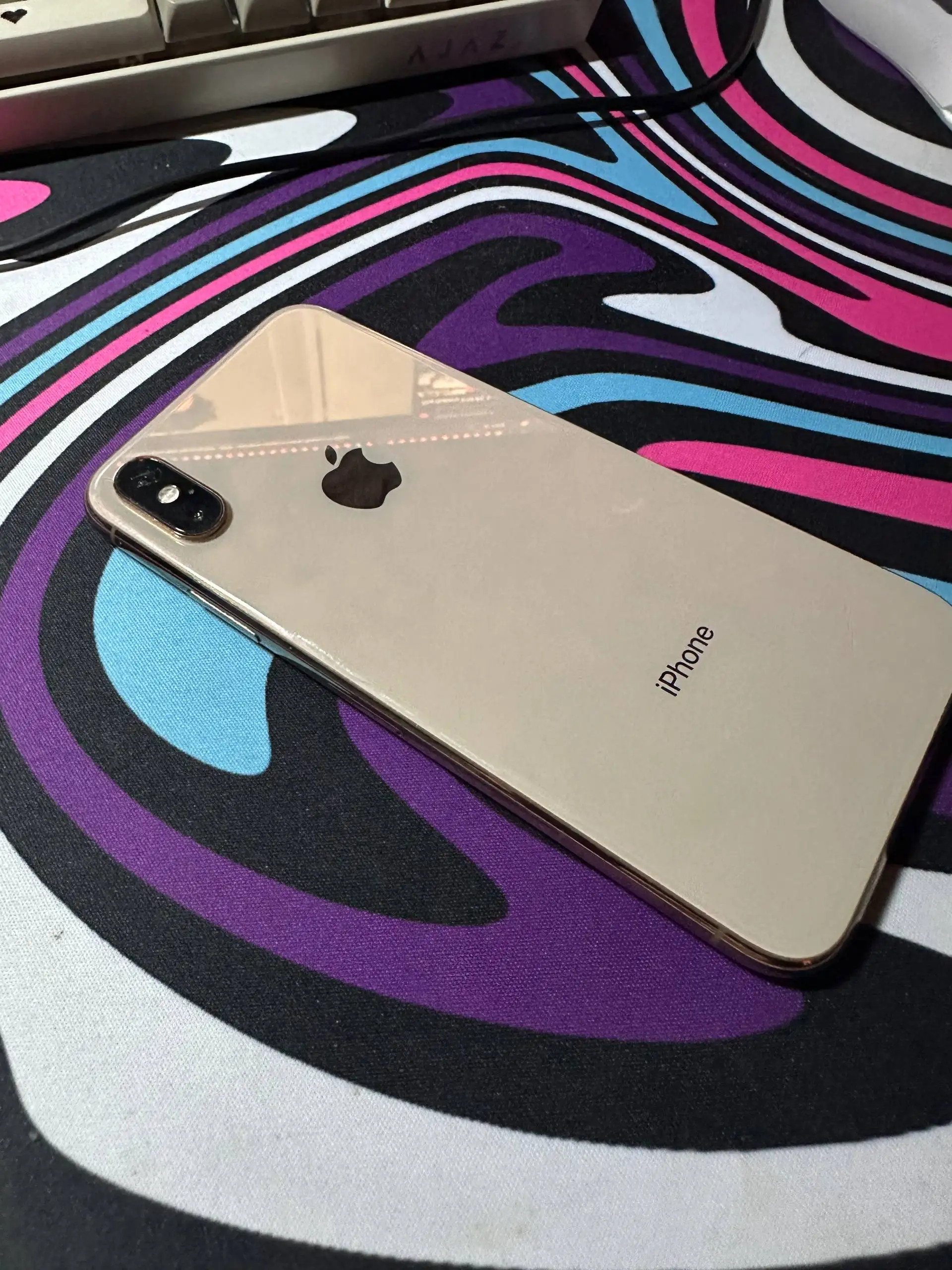 Телефон Apple iPhone 64GB - Смартфоны (Электроника) в Владивосток