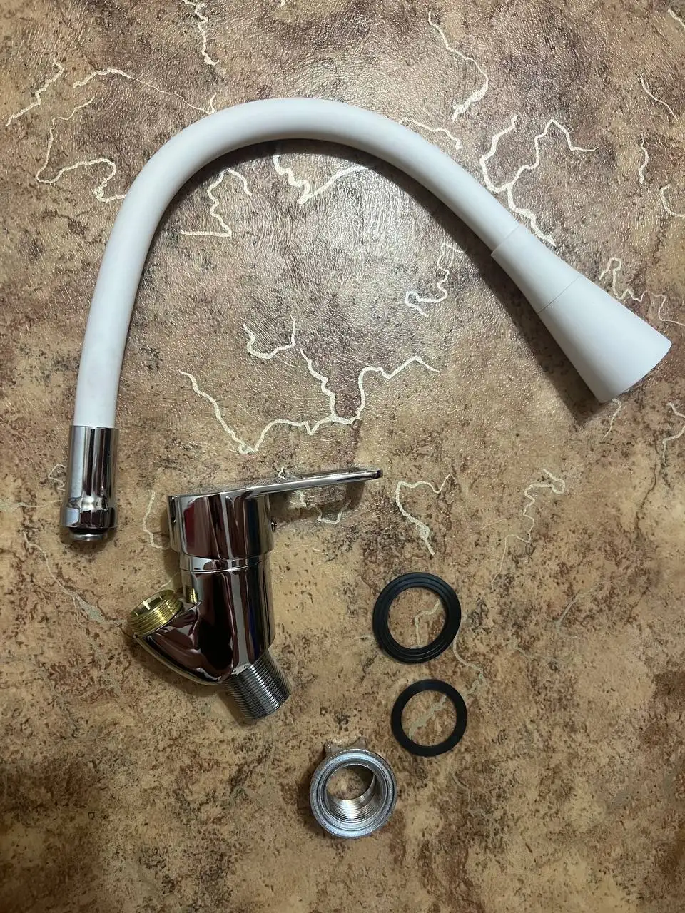 Продам новый смеситель - Для дома и дачи (Барахолка) в Владивосток