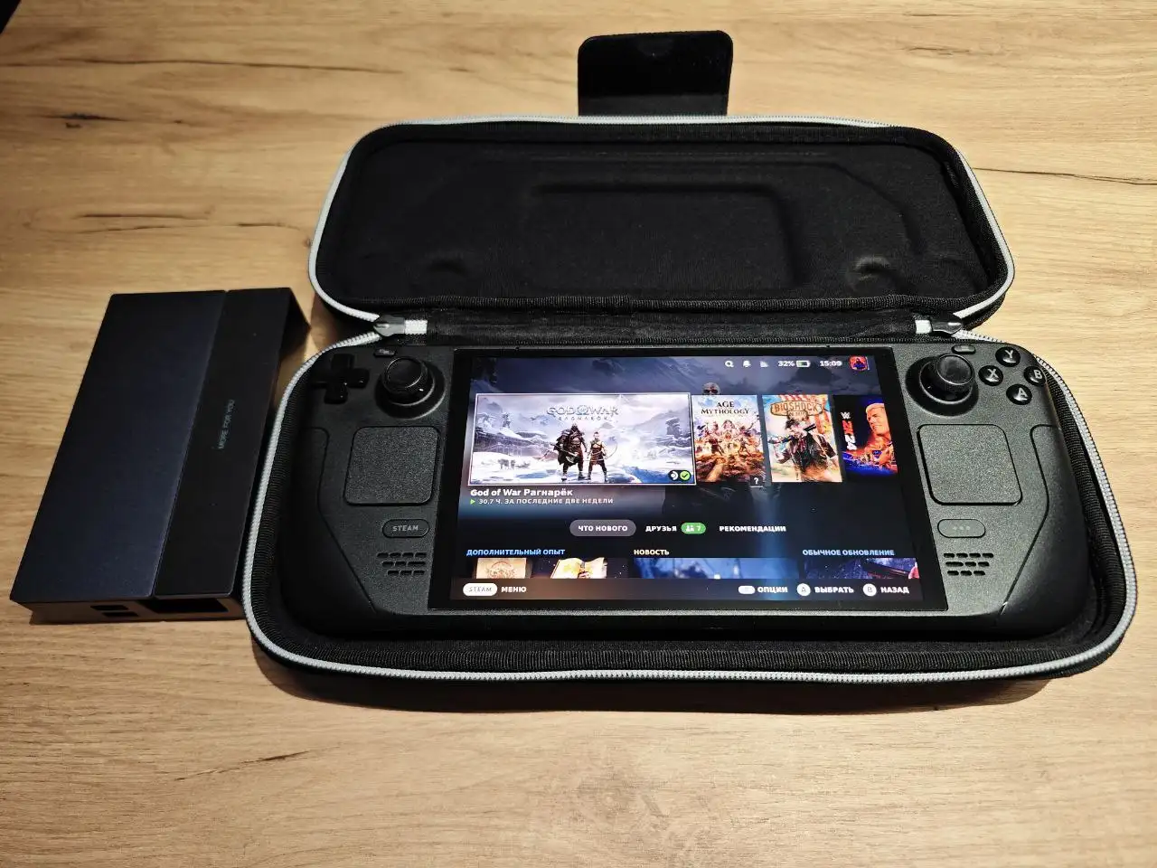 Продам Steam Deck OLED 1 TB с док-станцией UGREEN - Игровые консоли (Электроника) в Владивосток