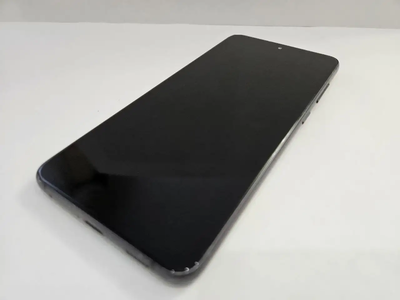 Продам Samsung Galaxy S21 FE в отличном состоянии - Смартфоны (Электроника) в Владивосток