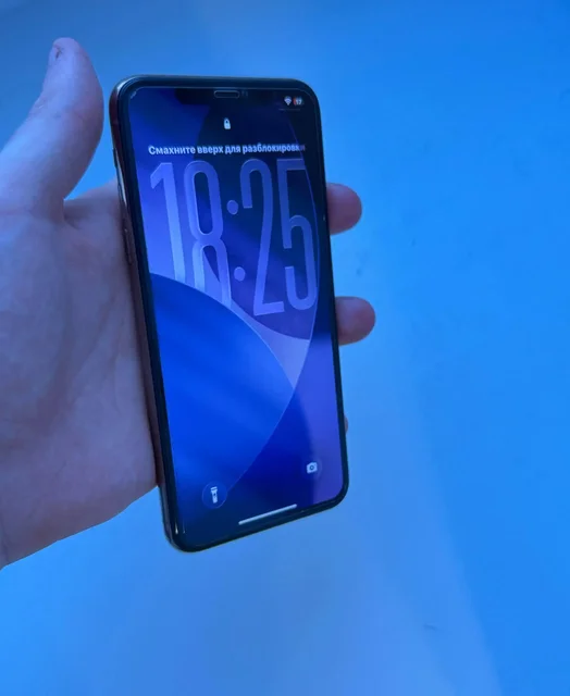iPhone 11 Pro Max 256 ГБ золотой - Электроника в Владивосток