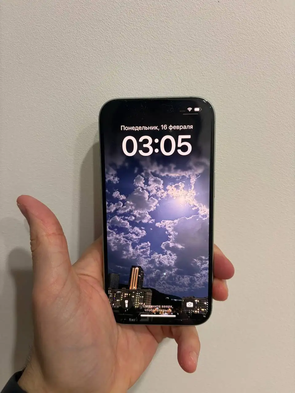 iPhone 15 128GB с аккумулятором 86% - Смартфоны (Электроника) в Владивосток