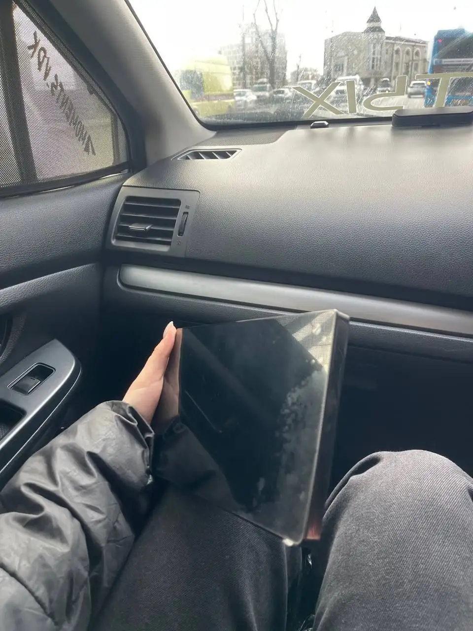 Продам магнитолу 9 дюймов - Автомагнитолы (Электроника) в Владивосток