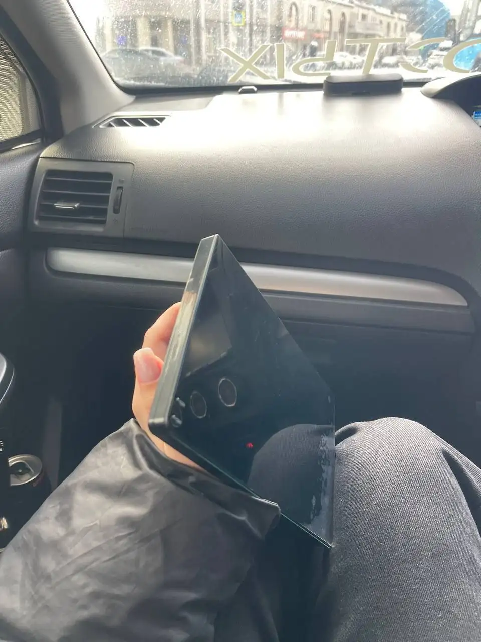 Продам магнитолу 9 дюймов - Автомагнитолы (Электроника) в Владивосток