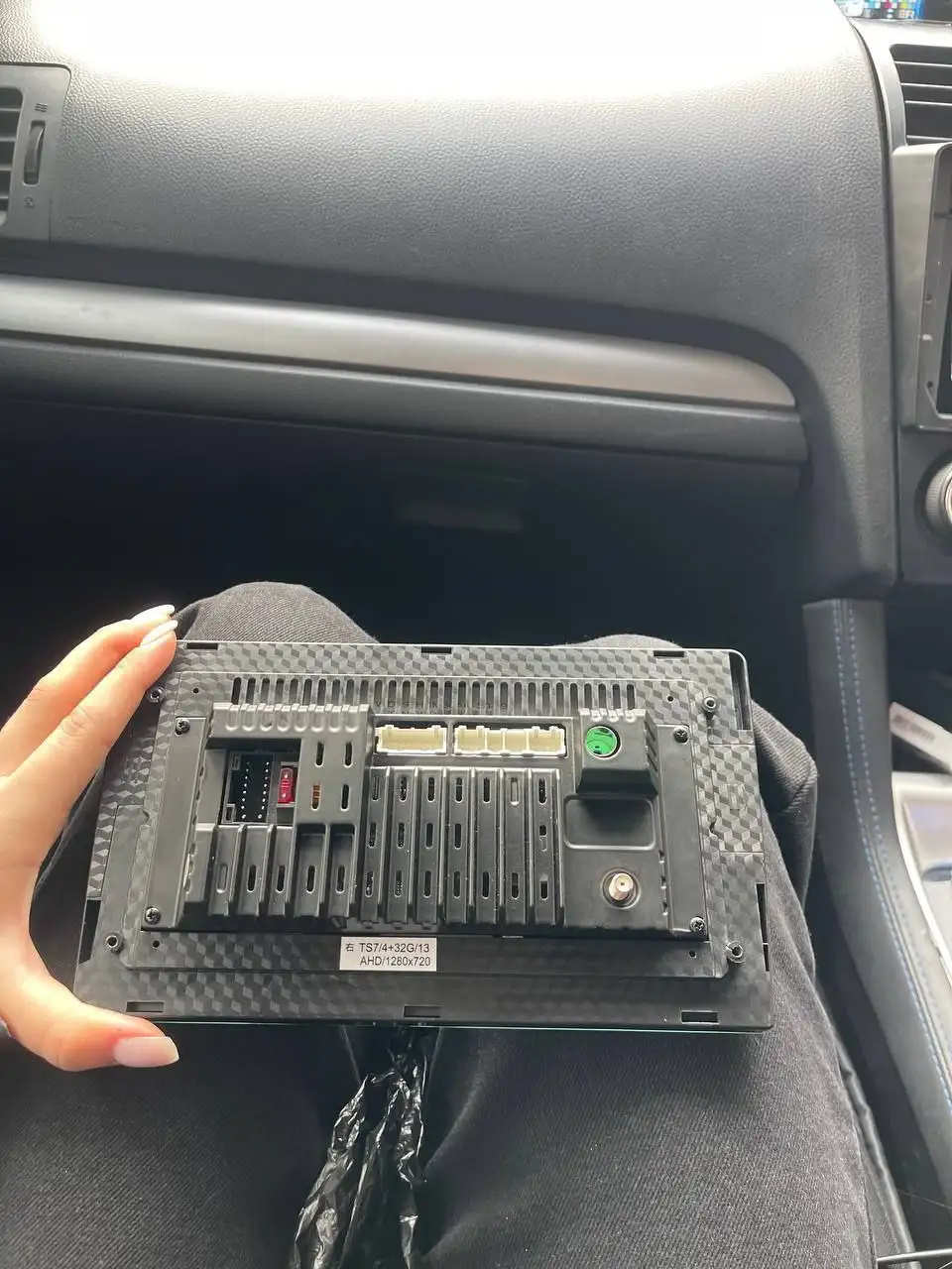 Продам магнитолу 9 дюймов - Автомагнитолы (Электроника) в Владивосток