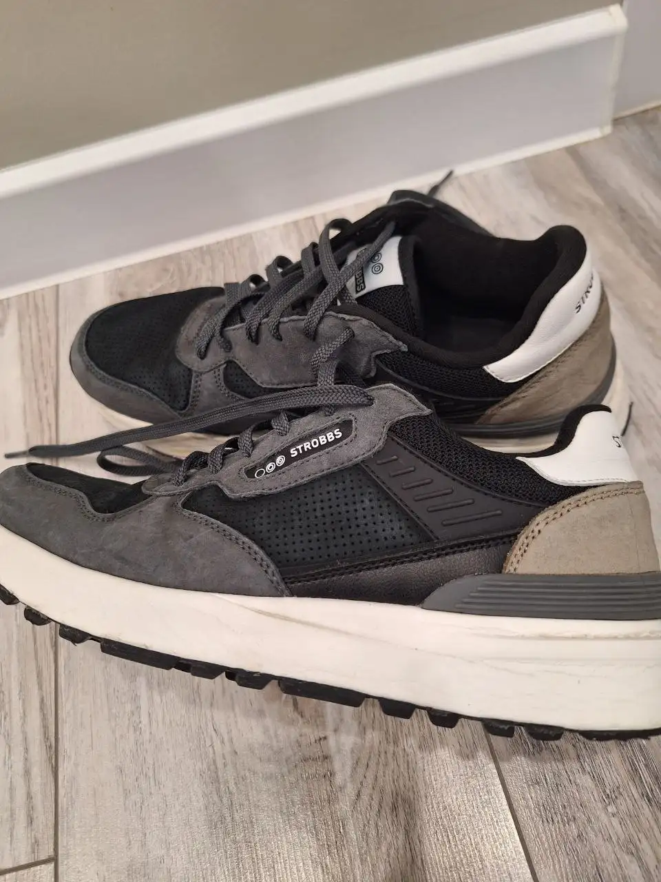 Кроссовки Strobbs размер 43 - Обувь (Одежда) в Владивосток