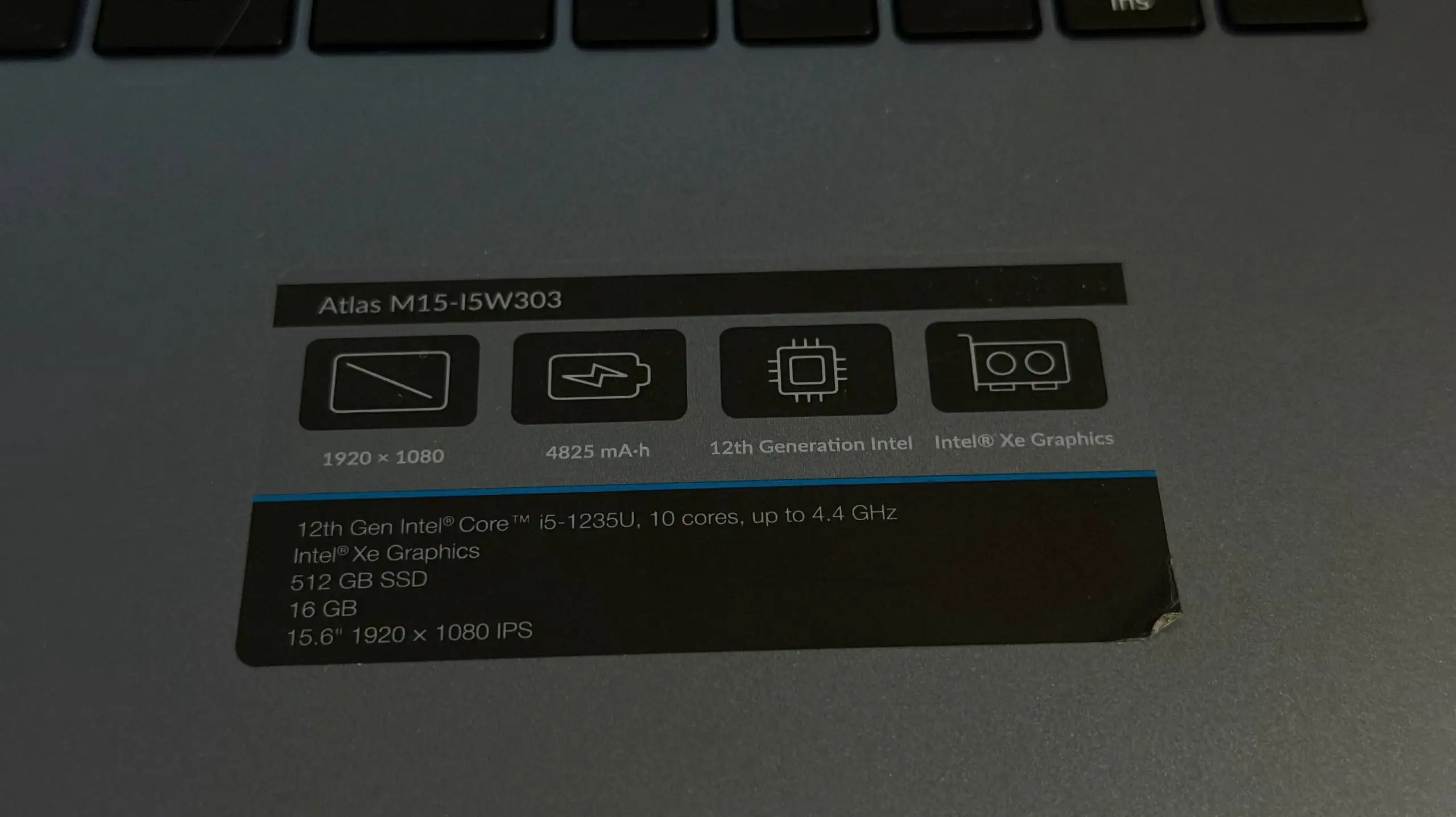 Ноутбук Dexp в отличном состоянии - Ноутбуки (Электроника) в Владивосток