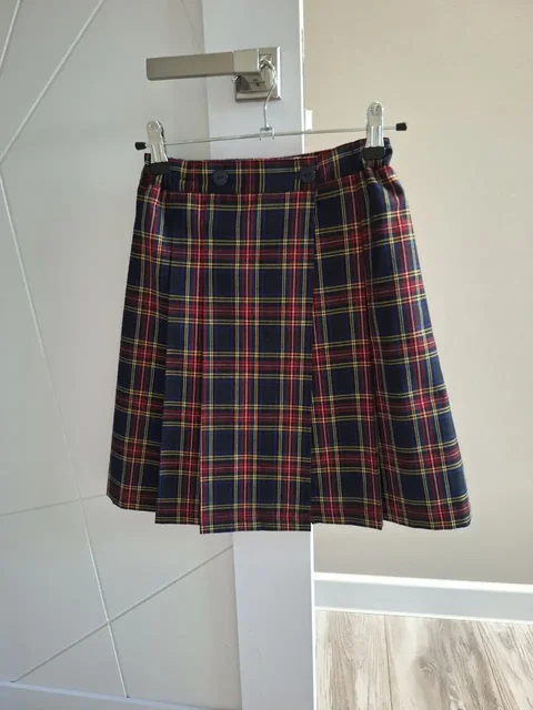 Юбка на подкладе размер 140-146 - Мужская одежда и обувь в Владивосток