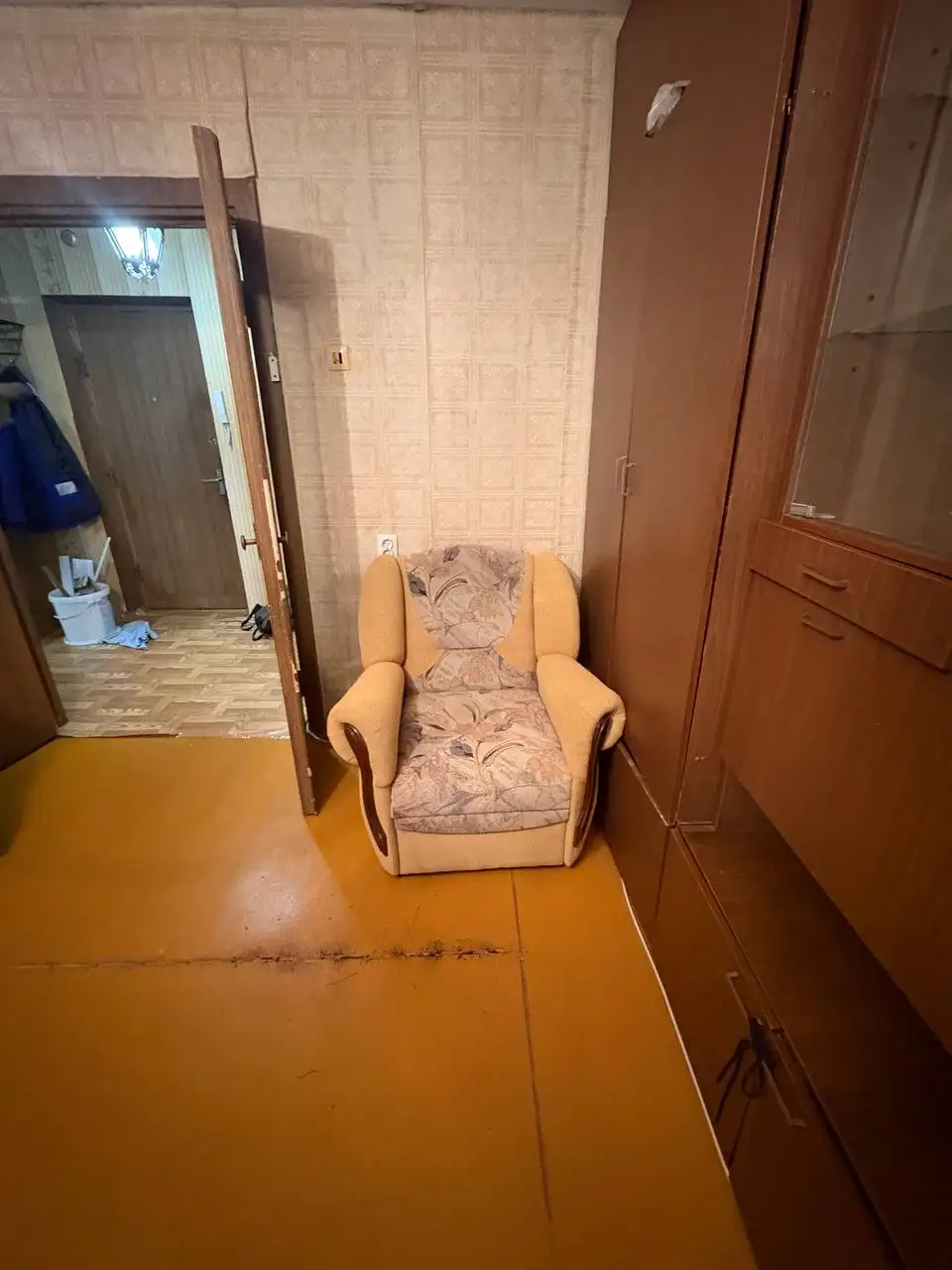 Отдам мебель с самовывозом - Мебель (Барахолка) в Владивосток