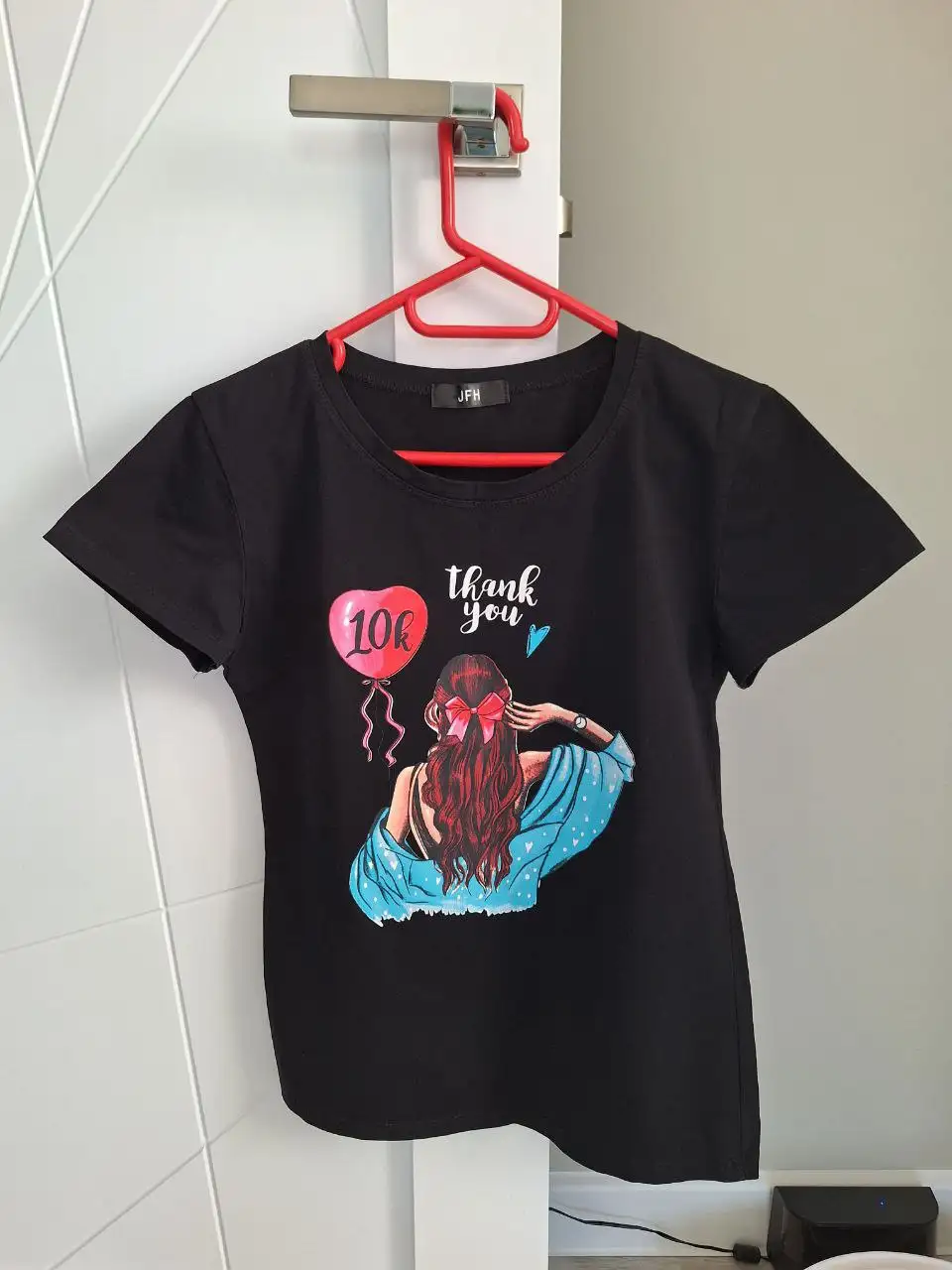 Футболка размер 42 - Одежда в Владивосток