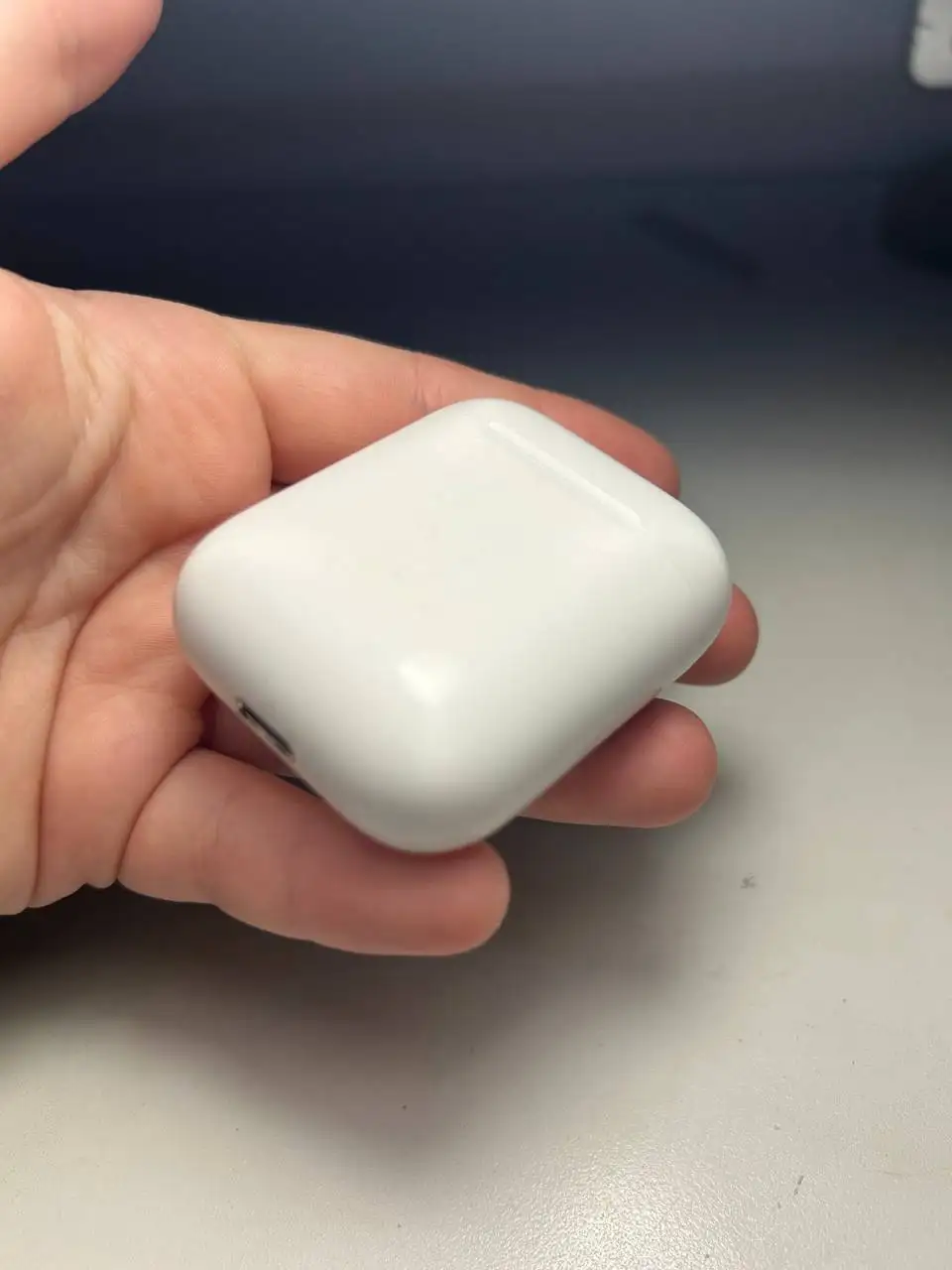 Продажа наушников AirPods 2 и JBL Tune 670NC - Наушники (Электроника) в Владивосток