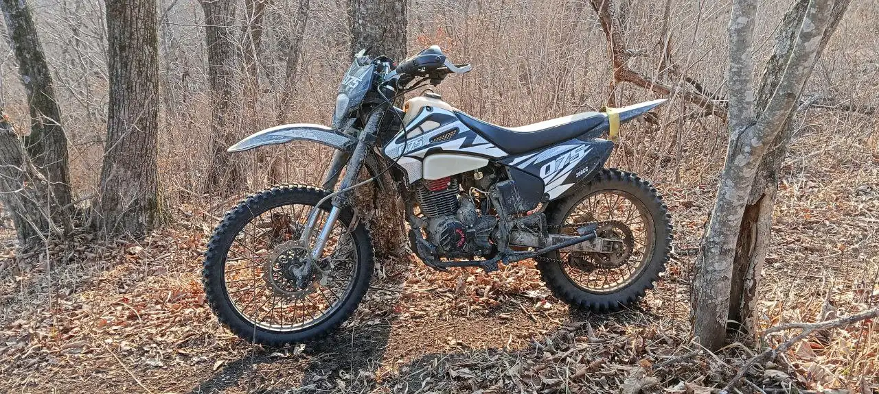 Продам эндуро мотоцикл - Мотоциклы (Авто) в Владивосток