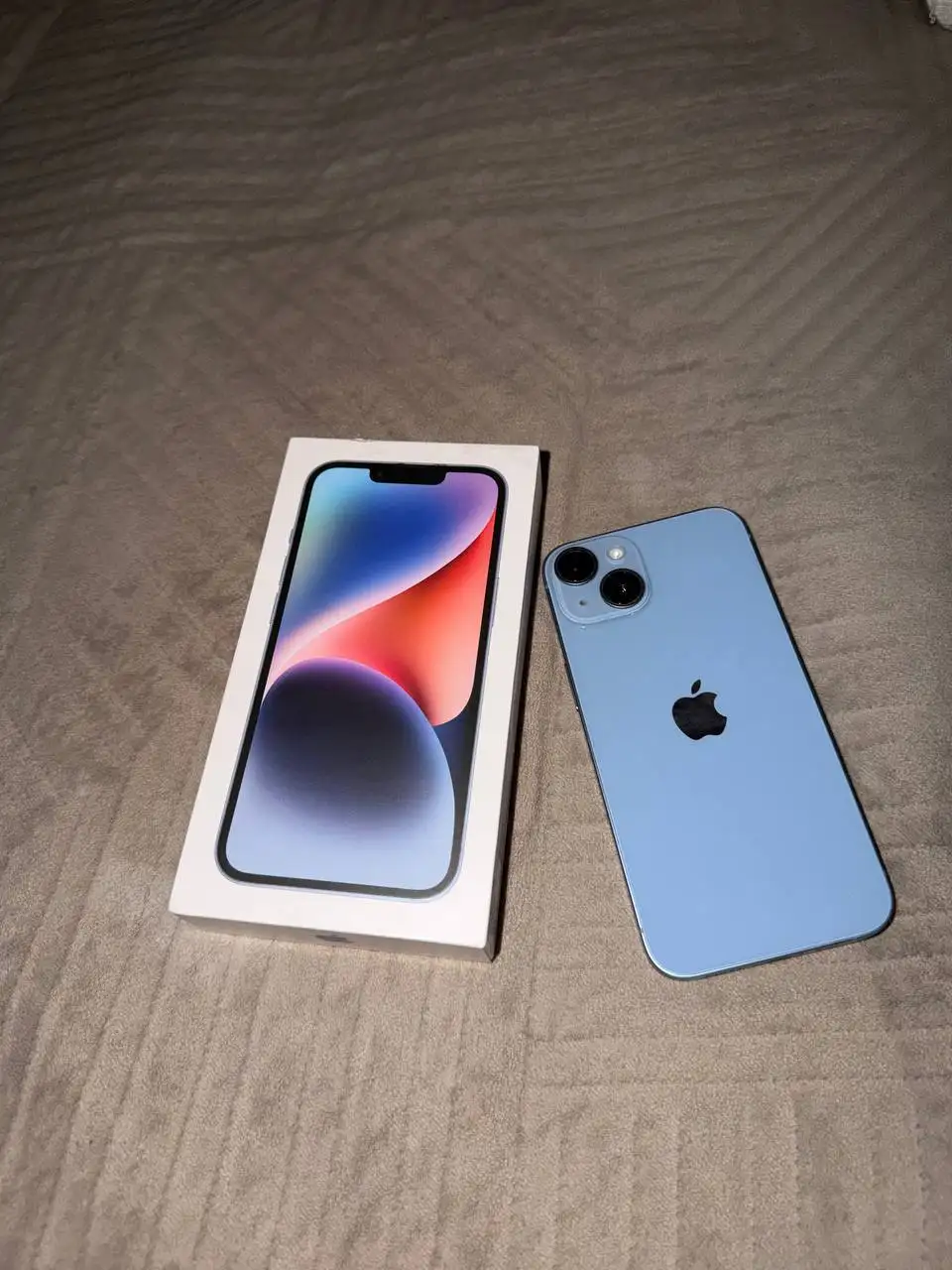 Продам IPhone 14 256gb - Смартфоны (Электроника) в Владивосток