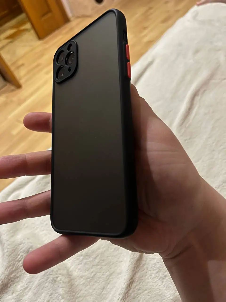 iPhone 11 Pro Max 64GB 73% аккумулятора - Смартфоны (Электроника) в Владивосток