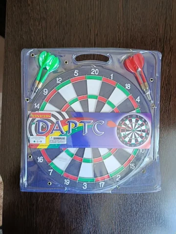 Дартс с мишенью 28 см и 4 дротиками - Коньки в Владивосток